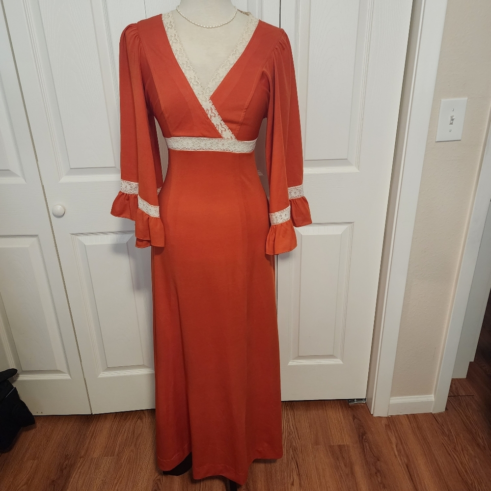 Vintage Rust & Cream Empire Wasit Prairie Lace Ruffle Bell Sleeved Dress - Picture 6 of 16